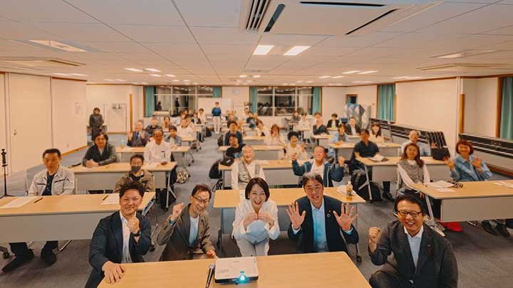 公明党議員団タウンフォーラムを開催