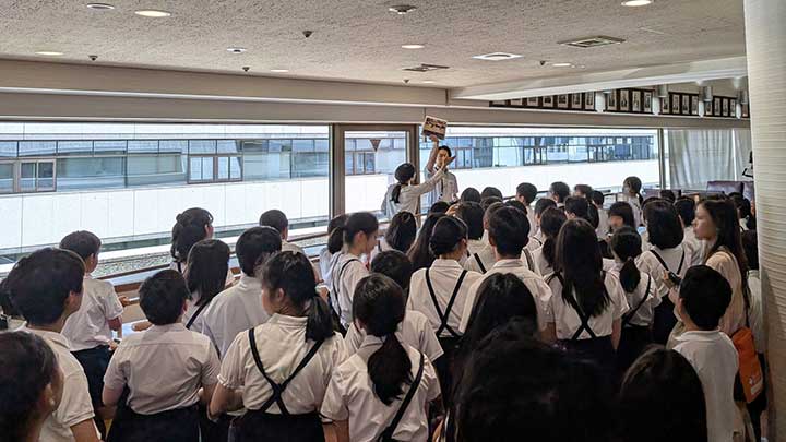 芝小学校の議会見学会を見学しまし