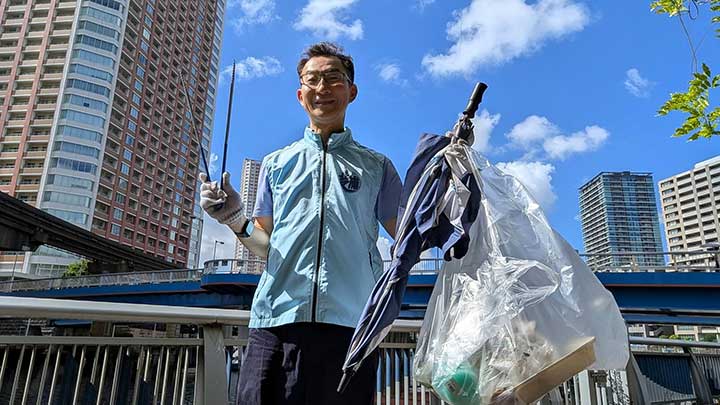 清掃活動とはちみつ結びの日イベントに